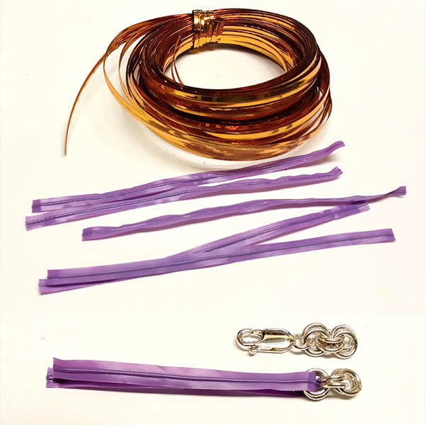 a close up of a twist ties & clasps