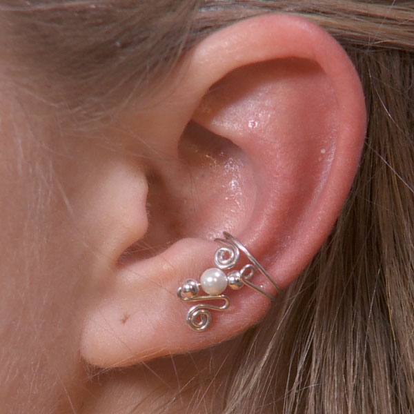 Single Bead Ear Cuff