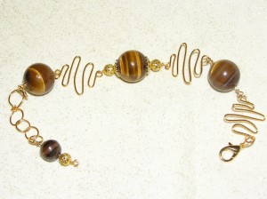 Dale Armstrong's Gem Profile- Tiger Eye - , General Education, , Tiger eye bead bracelet