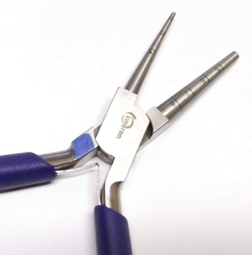 Judy Larson's Choosing Pliers - , Tools For Wire Jewelry, Tools, choosing pliers