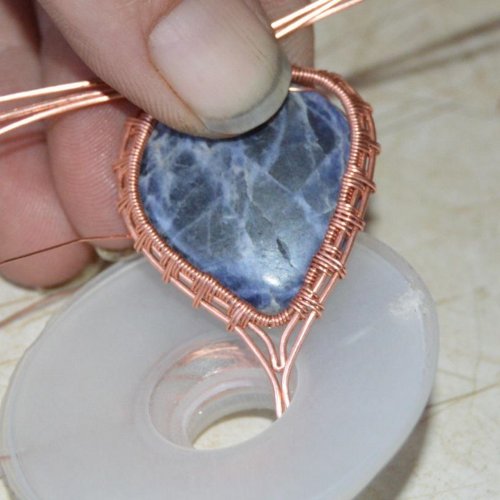 Deborah Kelly's Woven Heart-framed Pendant - , Wire Weaving, Weaving, Wire Weaving, Weaving Wire, woven heart-framed pendant