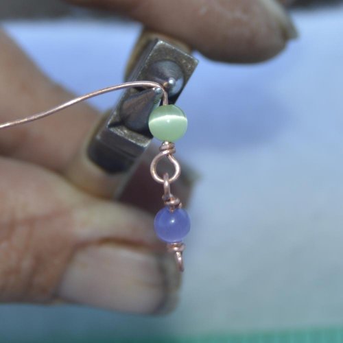 Deborah Kelly's Wire Wrapped Beaded Chain - , Contemporary Wire Jewelry, Loops, Wire Loop, Wrapped Wire Loop, Wire Wrapping, Wrapping, Wire Wrapping Jewelry, wire wrapped beaded chain