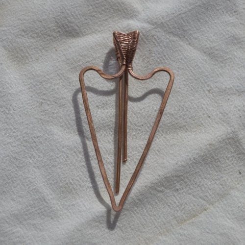 Deborah Kelly's Woven Wire Arrowhead Pendant - , Wire Weaving, Weaving, Wire Weaving, Weaving Wire, woven wire arrowhead pendant