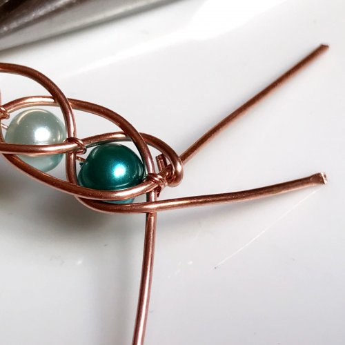 How to Cut Jewelry Wire — Beadaholique