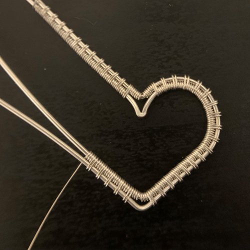 Kendra Austin's Filigree Heart Pendant - Shape the Heart, Contemporary Wire Jewelry, Weaving, Wire Weaving, Weaving Wire, filigree woven heart pendant