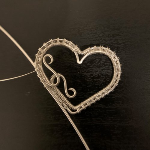 Kendra Austin's Filigree Heart Pendant - Finish the Filigree, Contemporary Wire Jewelry, Weaving, Wire Weaving, Weaving Wire, filigree woven heart pendant