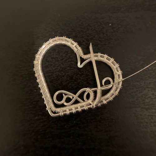 Kendra Austin's Filigree Heart Pendant - Finish the Filigree, Contemporary Wire Jewelry, Weaving, Wire Weaving, Weaving Wire, filigree woven heart pendant