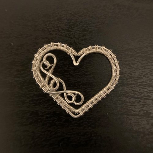 Kendra Austin's Filigree Heart Pendant - Finish the Filigree, Contemporary Wire Jewelry, Weaving, Wire Weaving, Weaving Wire, filigree woven heart pendant