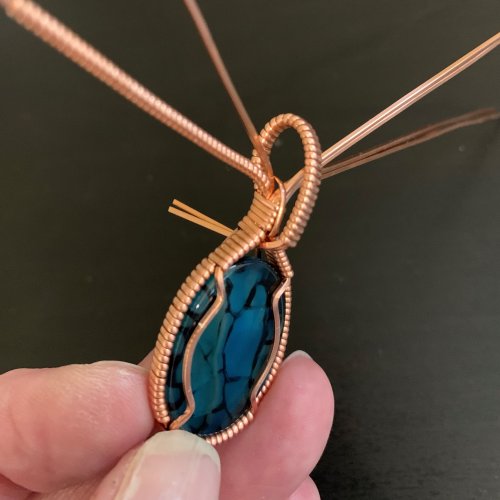 Kendra Austin's Classic Wire Wrapped Cabochon - Finish the Bail, Classic Wire Jewelry, Wire Wrapping, Wrapping, Wire Wrapping Jewelry, Classic wire wrapped cabochon