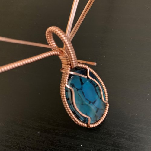 Kendra Austin's Classic Wire Wrapped Cabochon - Finish the Bail, Classic Wire Jewelry, Wire Wrapping, Wrapping, Wire Wrapping Jewelry, Classic wire wrapped cabochon