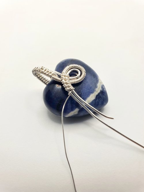 Natalie Patten's Top Drilled Stone Pendant - , Wire Weaving, Wire Wrapping, Wrapping, Wire Wrapping Jewelry, Weaving, Wire Weaving, Weaving Wire, top drilled stone woven bail