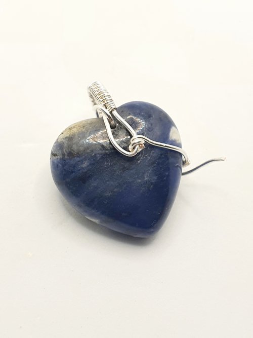 Natalie Patten's Top Drilled Stone Pendant - , Wire Weaving, Wire Wrapping, Wrapping, Wire Wrapping Jewelry, Weaving, Wire Weaving, Weaving Wire, top drilled tone woven bail