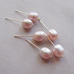 Albina Manning's Nailed Pearl Earrings - , Contemporary Wire Jewelry, Wire Wrapping, Wrapping, Wire Wrapping Jewelry, Adding six pearls to six headpins.