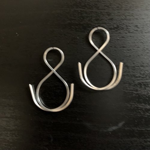 Kendra Austin's Infinity Earrings - Form the outer elements, Contemporary Wire Jewelry, Filing, Finishing, Forging, Forging Jewelry, Jewelry Forging, Lashing, Wire Lashing, Loops, Wire Loop, Wrapped Wire Loop, infinity wire earrings