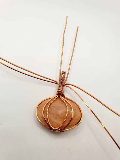 Natalie Patten's Classic Wrap Pumpkin Pendant - , Classic Wire Jewelry, Wire Wrapping, Wrapping, Wire Wrapping Jewelry, Weaving, Wire Weaving, Weaving Wire, wire wrap pumpkin pendant