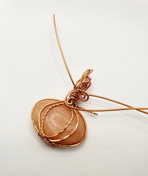 Natalie Patten's Classic Wrap Pumpkin Pendant - , Classic Wire Jewelry, Wire Wrapping, Wrapping, Wire Wrapping Jewelry, Weaving, Wire Weaving, Weaving Wire, wire wrap pumpkin pendant