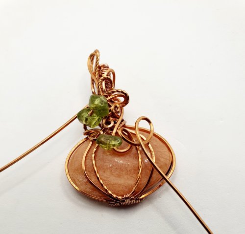 Natalie Patten's Classic Wrap Pumpkin Pendant - , Classic Wire Jewelry, Wire Wrapping, Wrapping, Wire Wrapping Jewelry, Weaving, Wire Weaving, Weaving Wire, wire wrap pumpkin pendant