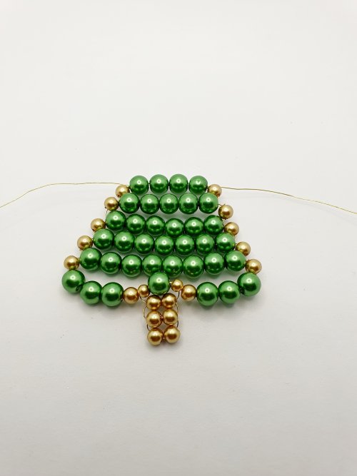 Natalie Patten's Beaded Wire Christmas Tree Ornament - , Holiday Designs, Coiling, Coiling Wire, Wire Coiling, Lashing, Wire Lashing, Wire Wrapping, Wrapping, Wire Wrapping Jewelry, Beads, wire beaded Christmas tree ornament