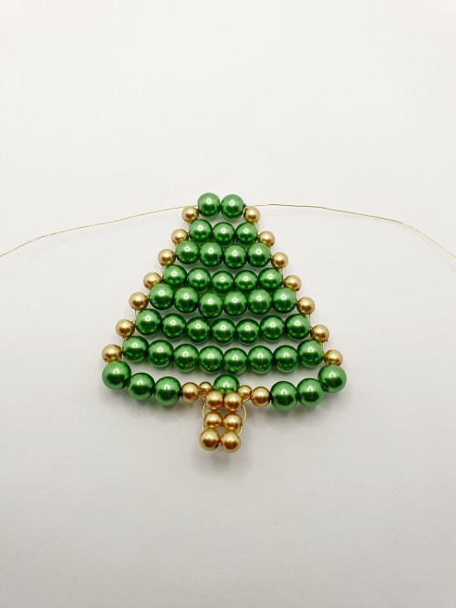 Natalie Patten's Beaded Wire Christmas Tree Ornament - , Holiday Designs, Coiling, Coiling Wire, Wire Coiling, Lashing, Wire Lashing, Wire Wrapping, Wrapping, Wire Wrapping Jewelry, Beads, wire beaded Christmas tree ornament