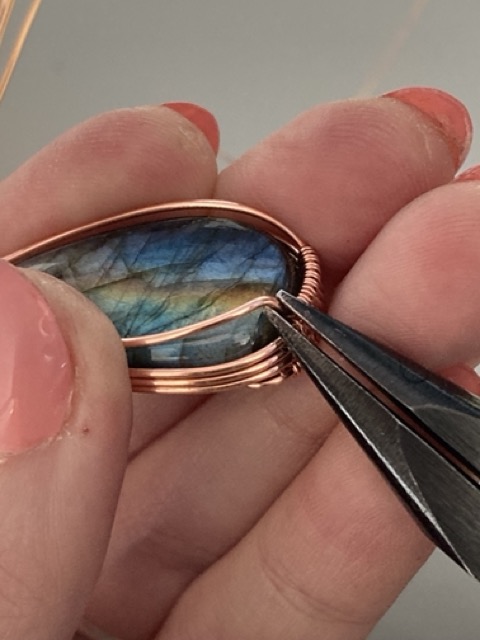 Elizabeth Schultz's Swirly Teardrop Pendant  - , Classic Wire Jewelry, Wire Wrapping, Wrapping, Wire Wrapping Jewelry, Weaving, Wire Weaving, Weaving Wire, set the stone