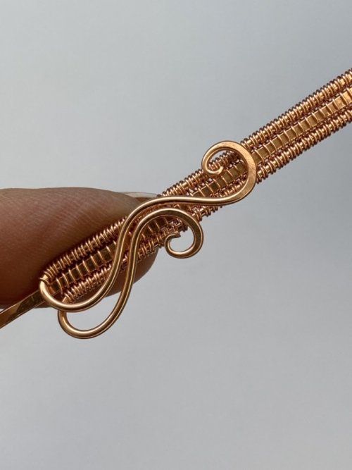 Elizabeth Schultz's Olympia Woven Wire Bracelet Cuff - , Wire Weaving, Weaving, Wire Weaving, Weaving Wire, place the swirls against the bracelet