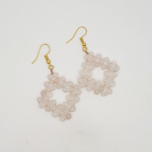 Natalie Patten's Right Angle Weave Wire Earrings - , Contemporary Wire Jewelry, Weaving, Wire Weaving, Weaving Wire, create a second earring