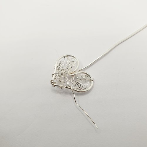 Natalie Patten's Wire-filled Heart Earrings - , Contemporary Wire Jewelry, Wire Wrapping, Wrapping, Wire Wrapping Jewelry, attach to the other sides of the frame