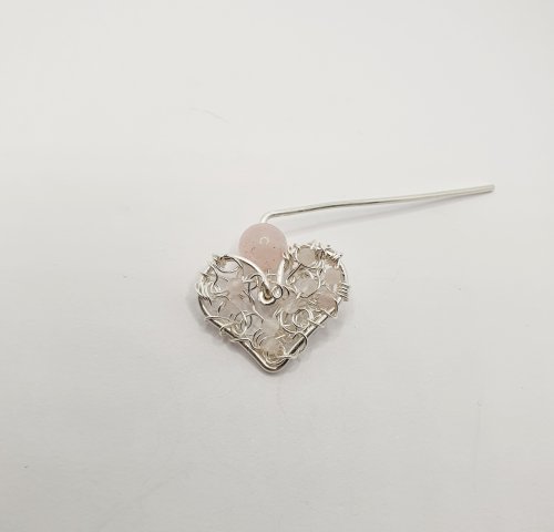 Natalie Patten's Wire-filled Heart Earrings - , Contemporary Wire Jewelry, Wire Wrapping, Wrapping, Wire Wrapping Jewelry, bend the wire to 90 degrees