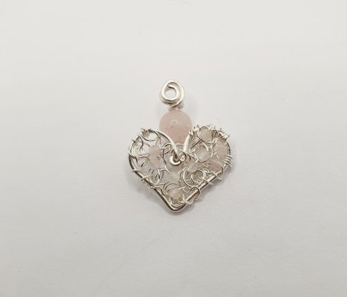 Natalie Patten's Wire-filled Heart Earrings - , Contemporary Wire Jewelry, Wire Wrapping, Wrapping, Wire Wrapping Jewelry, position the curl