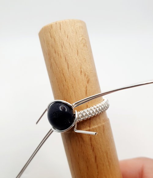 Natalie Patten's Woven Wire Wrapped Cabochon Ring - , Contemporary Wire Jewelry, Wire Wrapping, Wrapping, Wire Wrapping Jewelry, Weaving, Wire Weaving, Weaving Wire, add the ring back onto the ring mandrel to keep its shape