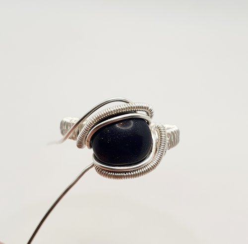 Natalie Patten's Woven Wire Wrapped Cabochon Ring - , Contemporary Wire Jewelry, Wire Wrapping, Wrapping, Wire Wrapping Jewelry, Weaving, Wire Weaving, Weaving Wire, the final wires can be coiled or not