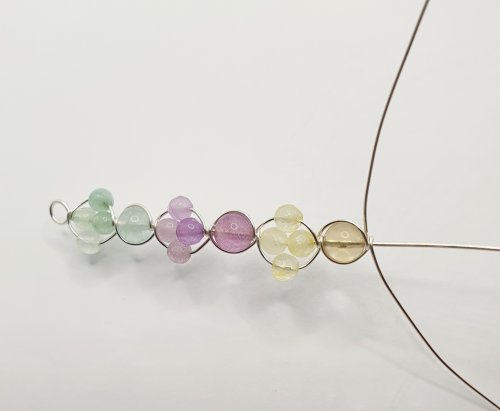 Natalie Patten's Beaded Wire Bracelet - , Contemporary Wire Jewelry, Wire Wrapping, Wrapping, Wire Wrapping Jewelry, continue with the bead pattern