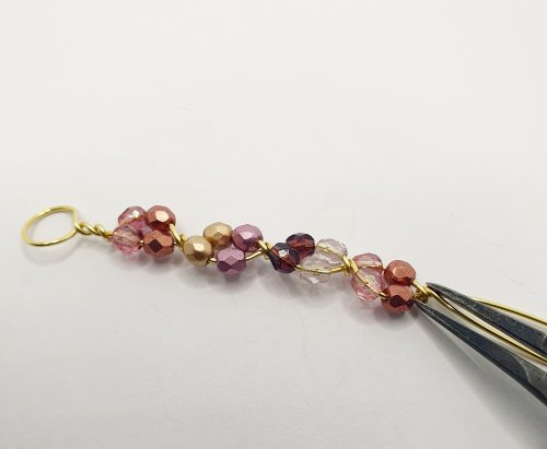 Natalie Patten's Beaded Flowery Wire Bracelet - , Contemporary Wire Jewelry, , use pliers to snug the wires