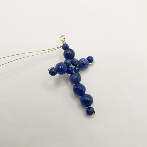 Natalie Patten's Beaded Wire Cross - , Contemporary Wire Jewelry, Wire Wrapping, Wrapping, Wire Wrapping Jewelry, wrap the wires around the neck of the loop