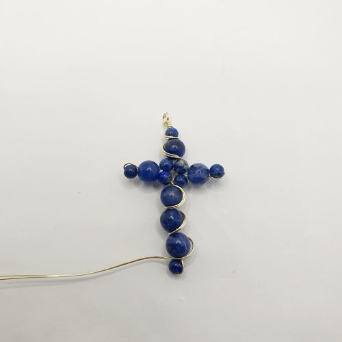 Natalie Patten's Beaded Wire Cross - , Contemporary Wire Jewelry, Wire Wrapping, Wrapping, Wire Wrapping Jewelry, wind the wires back up the beads