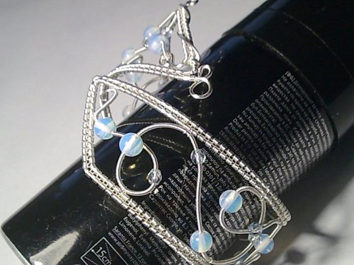 delilah's Moonstone Woven Wire Bangle - , Wire Weaving, Wire Wrapping, Wrapping, Wire Wrapping Jewelry, Weaving, Wire Weaving, Weaving Wire, 