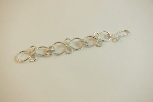 Karen Meador, Ph.D.'s Infinity Link Bracelet - , Contemporary Wire Jewelry, Findings, Clasps, Components, Loops, Wire Loop, Wrapped Wire Loop, infinity link bracelet