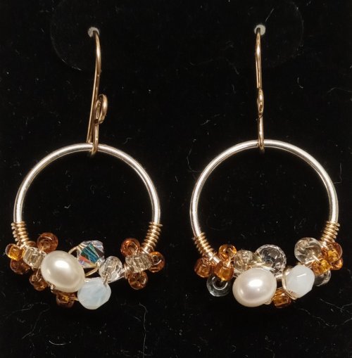 https://www.wirejewelry.com/images/jewelry_making_patterns_tutorials/pattern_710_bead-wrapped-hoop-earrings.jpg