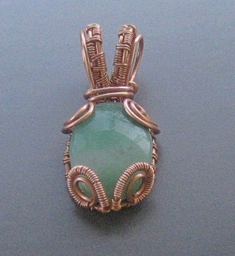 Cabochon Woven Wire Pendant 