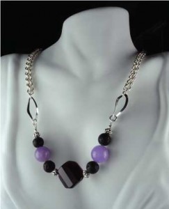 Marilyn Gardiner's Combine Chainmail with Links - , Chain Maille Jewelry, Design, Purple and Black Chainmaille necklace