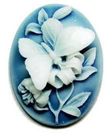 40x30mm Oval Fashion Cameo - Butterfly and Lillies White on Royal Blue