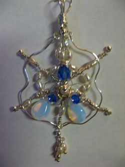 Opaline and Saffire Snowflake Pendant Instructions Step 6