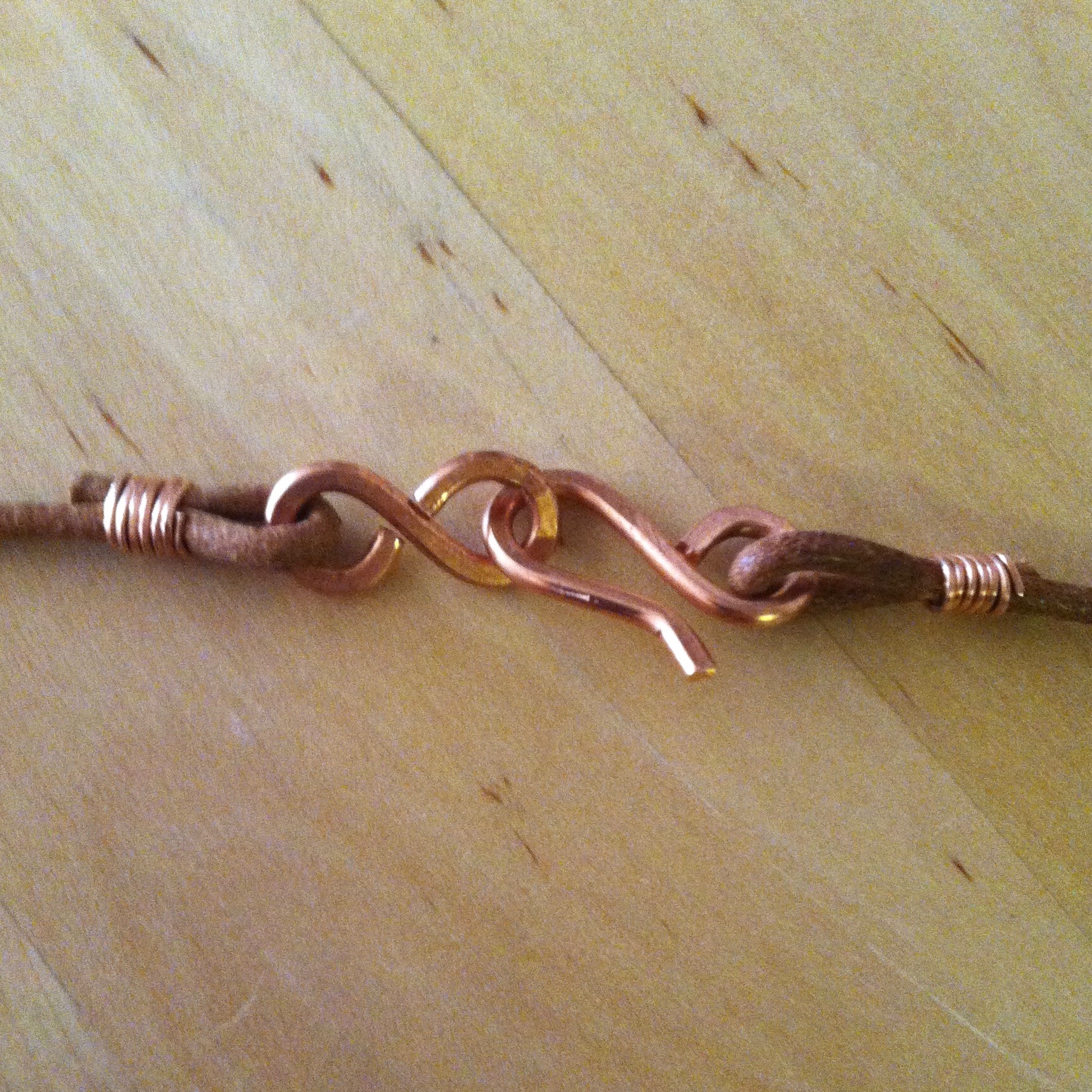 hook and loop clasp